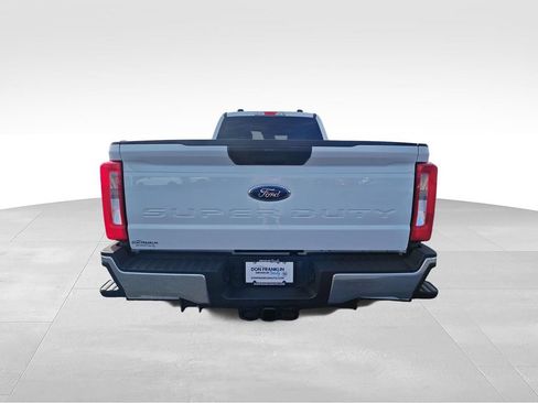 Used 2024 Ford F350 XLT AWD/4WD image 4