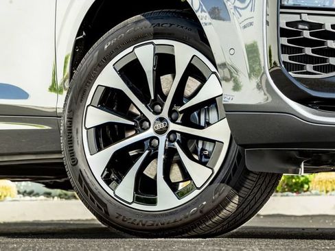 New 2026 Audi Q3 quattro 2.0T AWD/4WD image 6