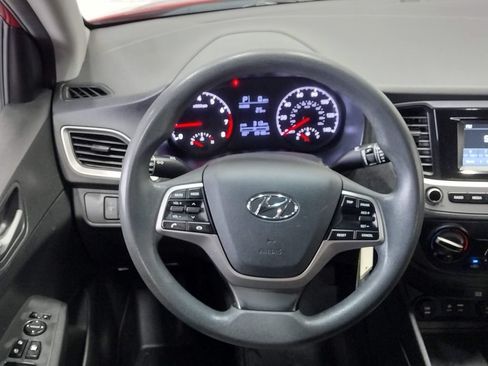 Used 2018 Hyundai Accent SE FWD image 27