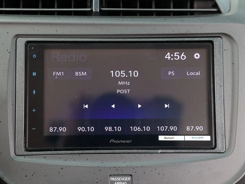 Used 2010 Honda Fit image 31