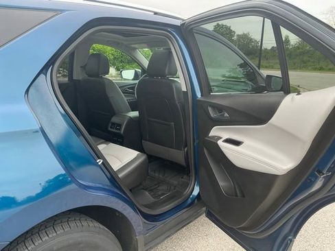Used 2020 Chevrolet Equinox Premier AWD/4WD image 18