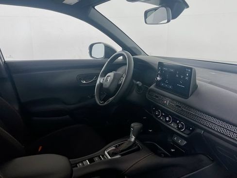 Certified 2026 Honda HR-V Sport image 8