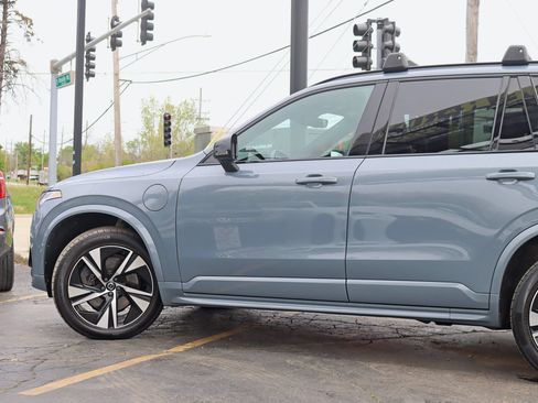 Used 2021 Volvo XC90 T8 R-Design AWD/4WD image 14