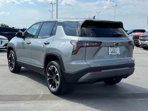 New 2026 Chevrolet Equinox LT w/ Convenience Package II image 3