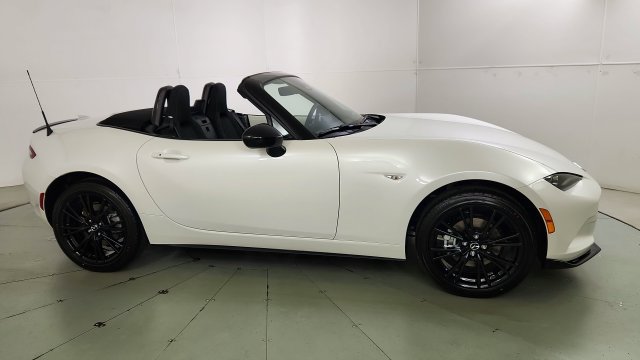 New 2026 MAZDA MX-5 Miata Club w/ Interior Package RWD image 31