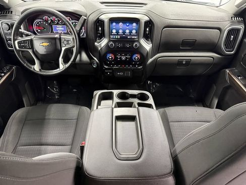Used 2021 Chevrolet Silverado 2500 LT w/ Convenience Package AWD/4WD image 11
