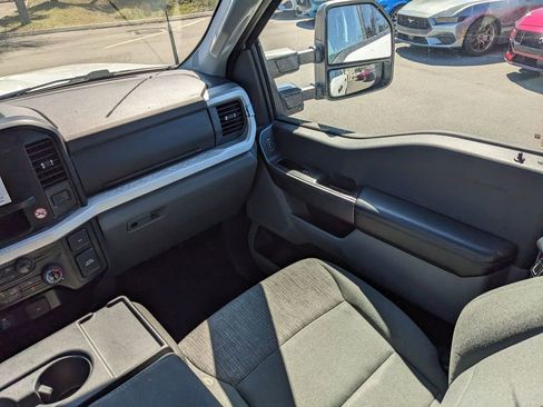 Used 2025 Ford F250 XLT image 17