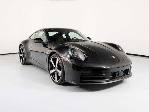 Certified 2025 Porsche 911 Carrera image 12