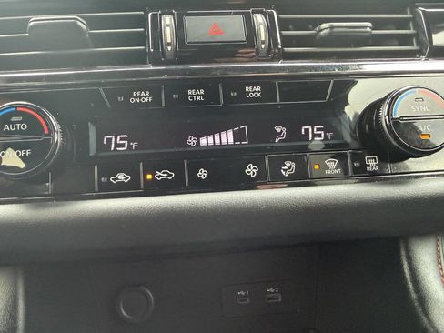 Used 2025 Nissan Pathfinder Rock Creek image 48