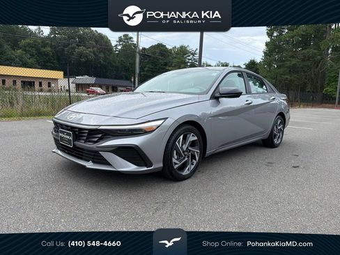 Used 2025 Hyundai Elantra Sport FWD image 1