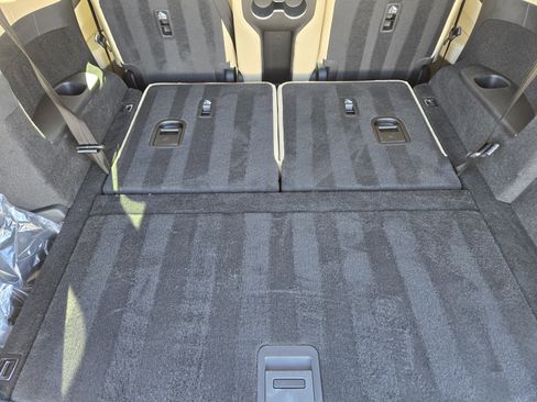 Certified 2023 Acura MDX FWD w/ Technology Package image 31