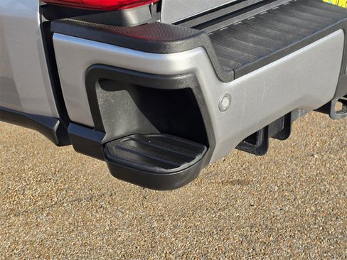 Used 2024 Ford F250 Platinum image 8