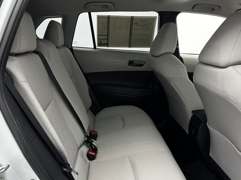 Used 2022 Toyota Corolla Cross L image 30