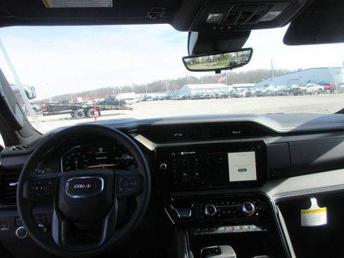 New 2026 GMC Sierra 1500 AT4X w/ AT4X AEV Edition AWD/4WD image 16