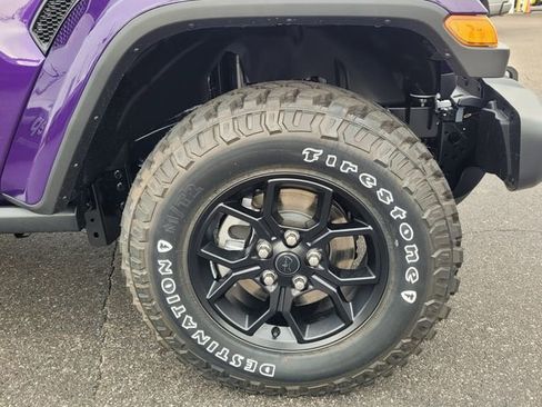 New 2026 Jeep Gladiator Willys image 10