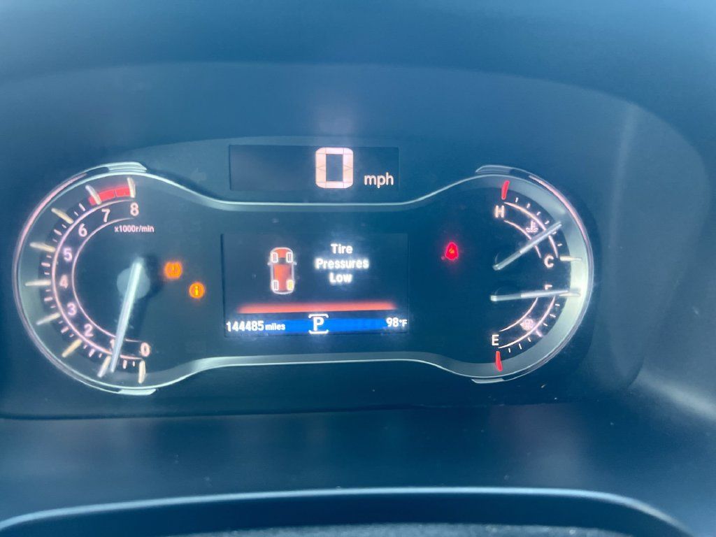 Used 2017 Honda Pilot Touring image 10