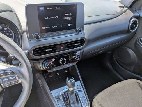 Certified 2023 Hyundai Kona SEL AWD/4WD image 22
