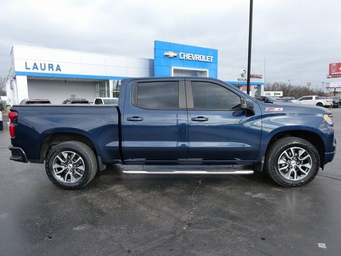 Certified 2022 Chevrolet Silverado 1500 RST image 4