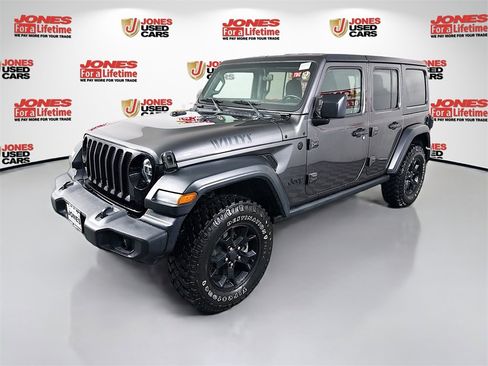Used 2020 Jeep Wrangler Unlimited Willys image 13
