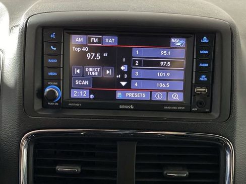 Used 2017 Dodge Grand Caravan GT image 12