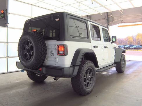 Used 2023 Jeep Wrangler Unlimited w/ Cold Weather Group image 2