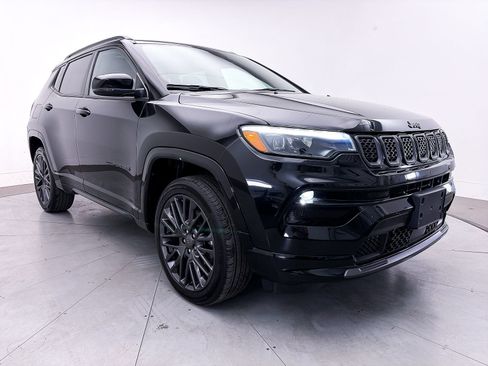 Used 2023 Jeep Compass High Altitude AWD/4WD image 12