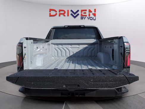 New 2026 GMC Sierra EV Elevation image 5