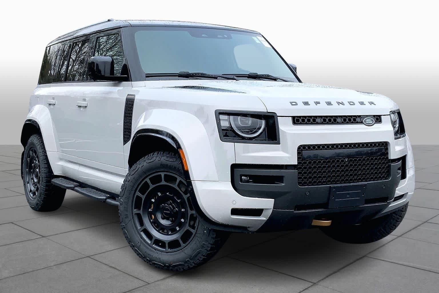 New 2026 Land Rover Defender 110 AWD/4WD image 17