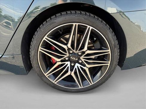 Used 2023 Kia Stinger GT2 RWD image 19