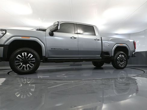 Used 2025 GMC Sierra 3500 Denali Ultimate image 63