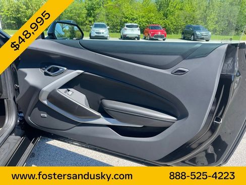 Used 2023 Chevrolet Camaro LT w/ Technology Package RWD image 16