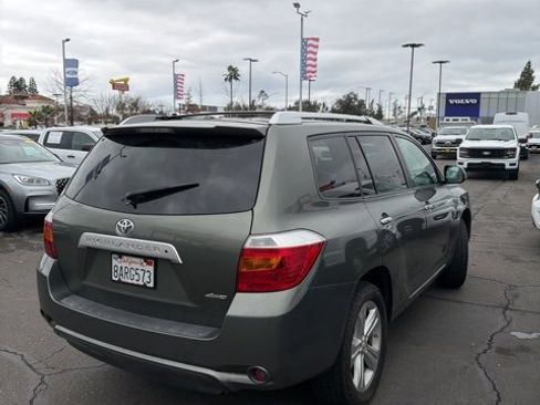 Used 2010 Toyota Highlander Limited image 3