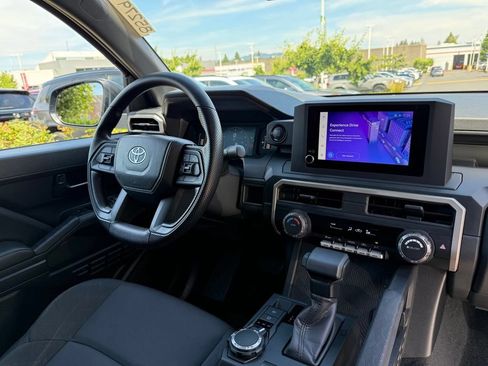 Certified 2025 Toyota Tacoma SR AWD/4WD image 21