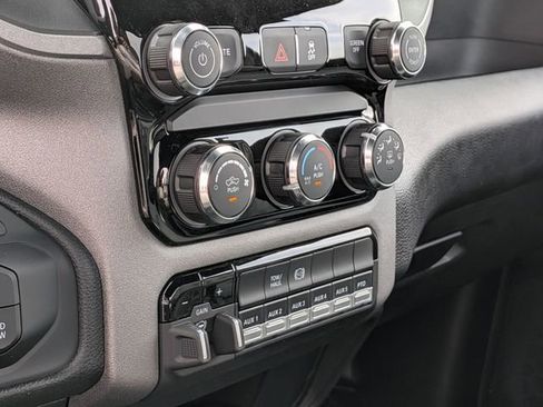 New 2026 RAM 5500 Tradesman AWD/4WD image 17