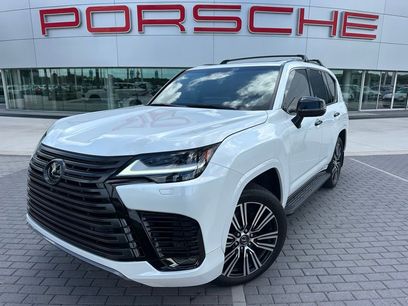 Used 2024 Lexus LX 600 4WD w/ Appearance Package