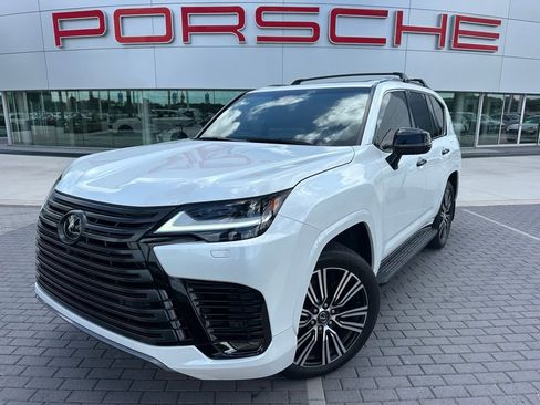 Used 2024 Lexus LX 600 4WD w/ Appearance Package image 1