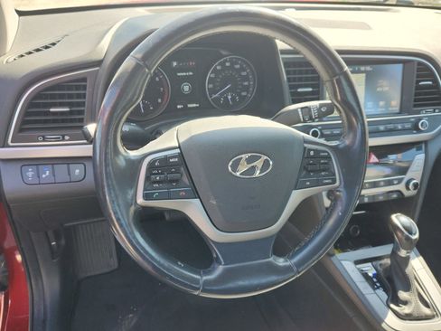 Used 2017 Hyundai Elantra Limited w/ Limited Tech Package 08 image 11