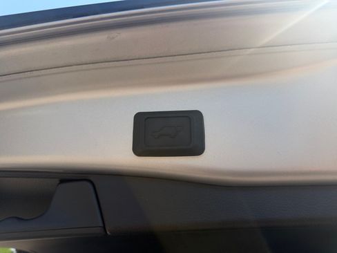 Used 2023 Toyota RAV4 XSE w/ Weather Package AWD/4WD image 31