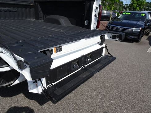 Used 2024 GMC Sierra 2500 Denali Ultimate AWD/4WD image 34
