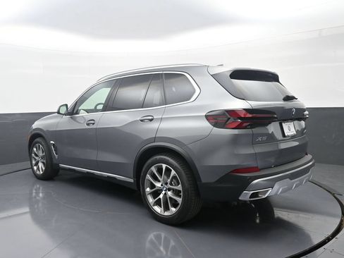 New 2026 BMW X5 xDrive40i w/ Climate Comfort Package AWD/4WD image 5