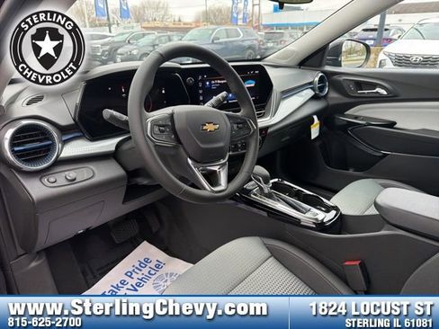 New 2026 Chevrolet Trax LT FWD image 10