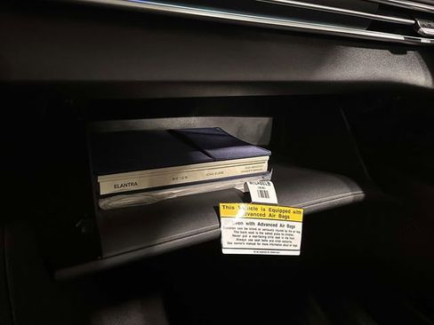 Used 2025 Hyundai Elantra Limited w/ Cargo Package FWD image 35