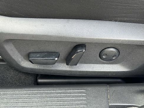 Certified 2023 Nissan Rogue SV image 20