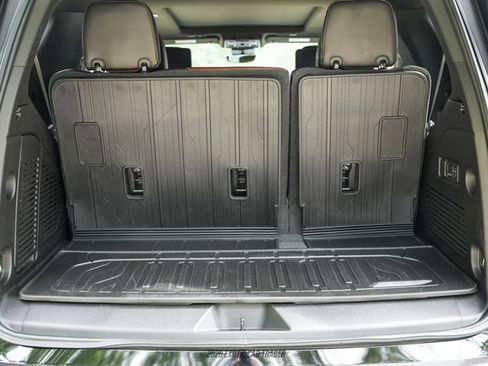Used 2024 GMC Yukon Denali Ultimate w/ LPO, Floor Liner Package AWD/4WD image 70