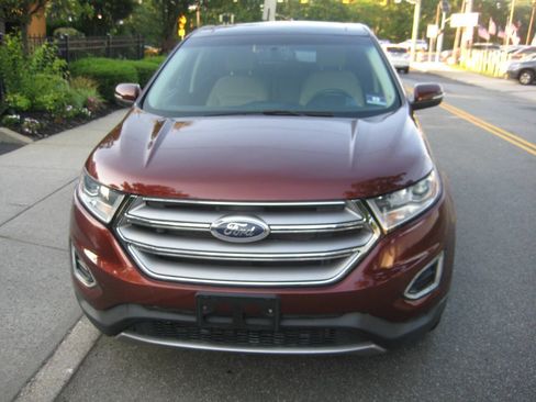 Used 2015 Ford Edge SEL w/ Equipment Group 201A AWD/4WD image 2