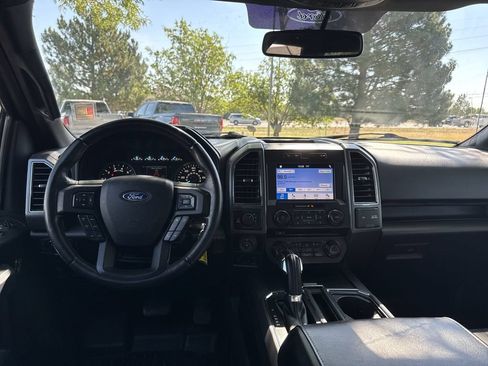 Used 2018 Ford F150 XLT w/ Equipment Group 302A Luxury AWD/4WD image 10