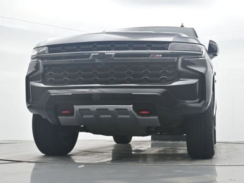 Used 2022 Chevrolet Tahoe Z71 w/ Luxury Package AWD/4WD image 31