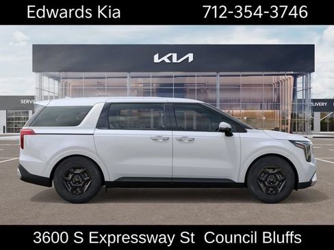 New 2027 Kia Carnival LX FWD image 8