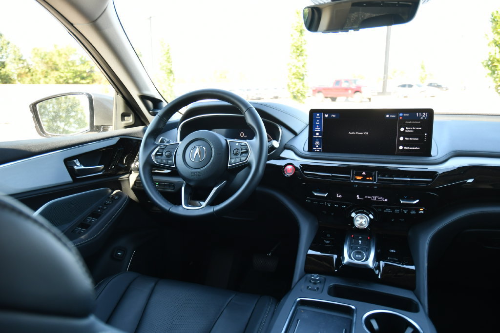 Used 2026 Acura MDX w/ Technology Package AWD/4WD image 30
