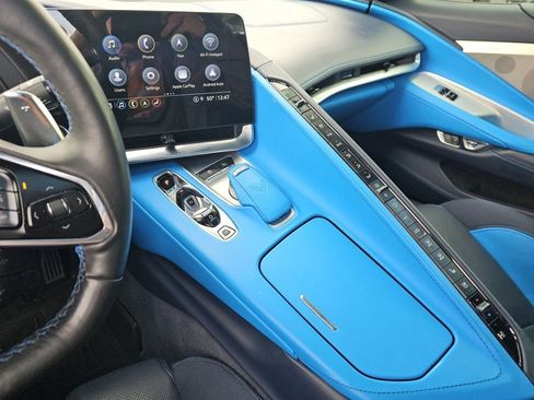 Used 2021 Chevrolet Corvette Stingray image 25